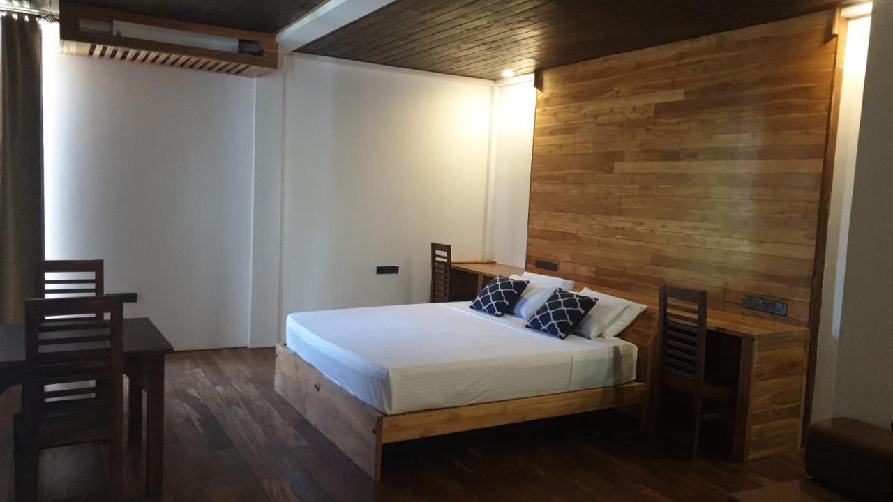 Giri Villa Тангале Екстериор снимка