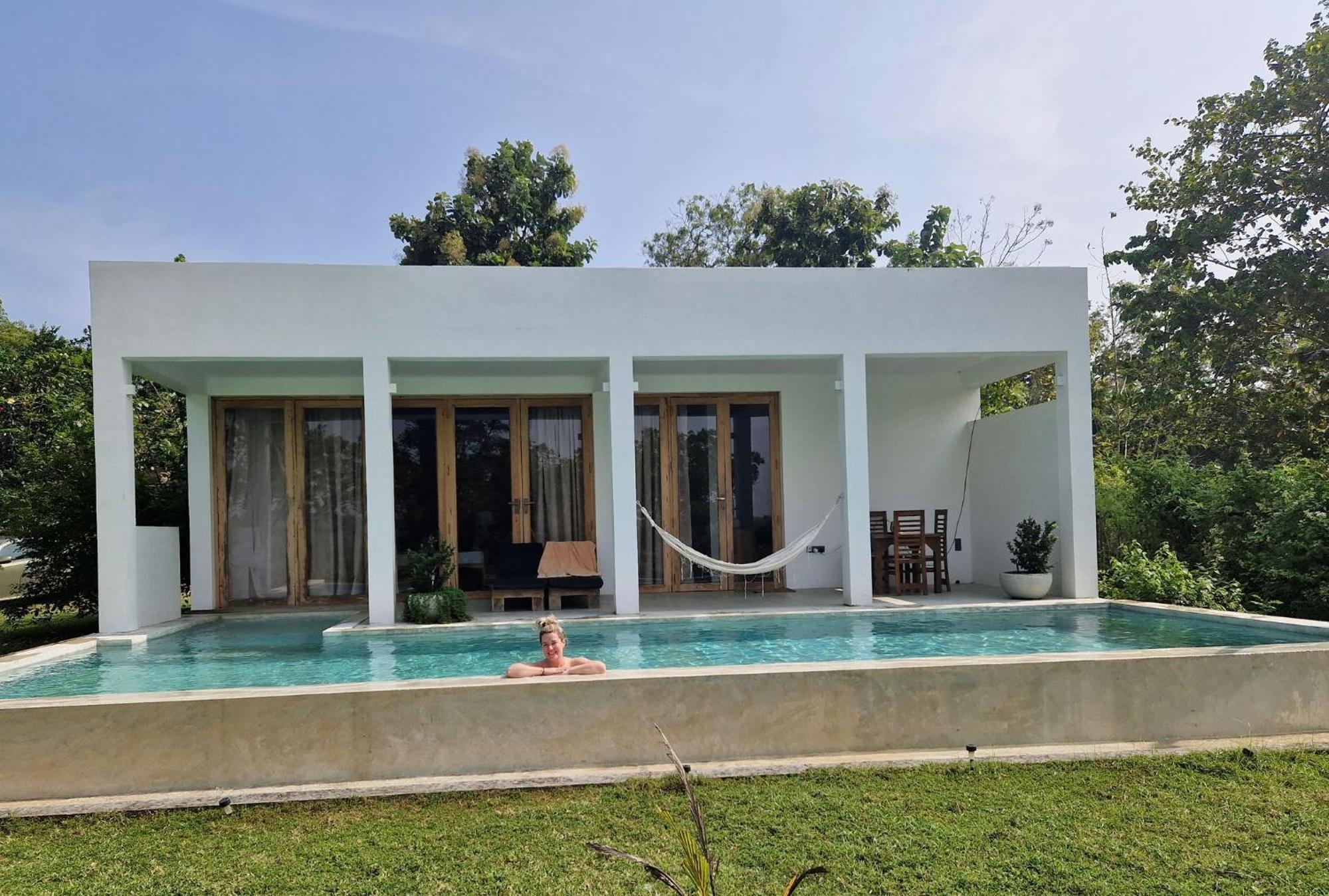 Giri Villa Тангале Екстериор снимка