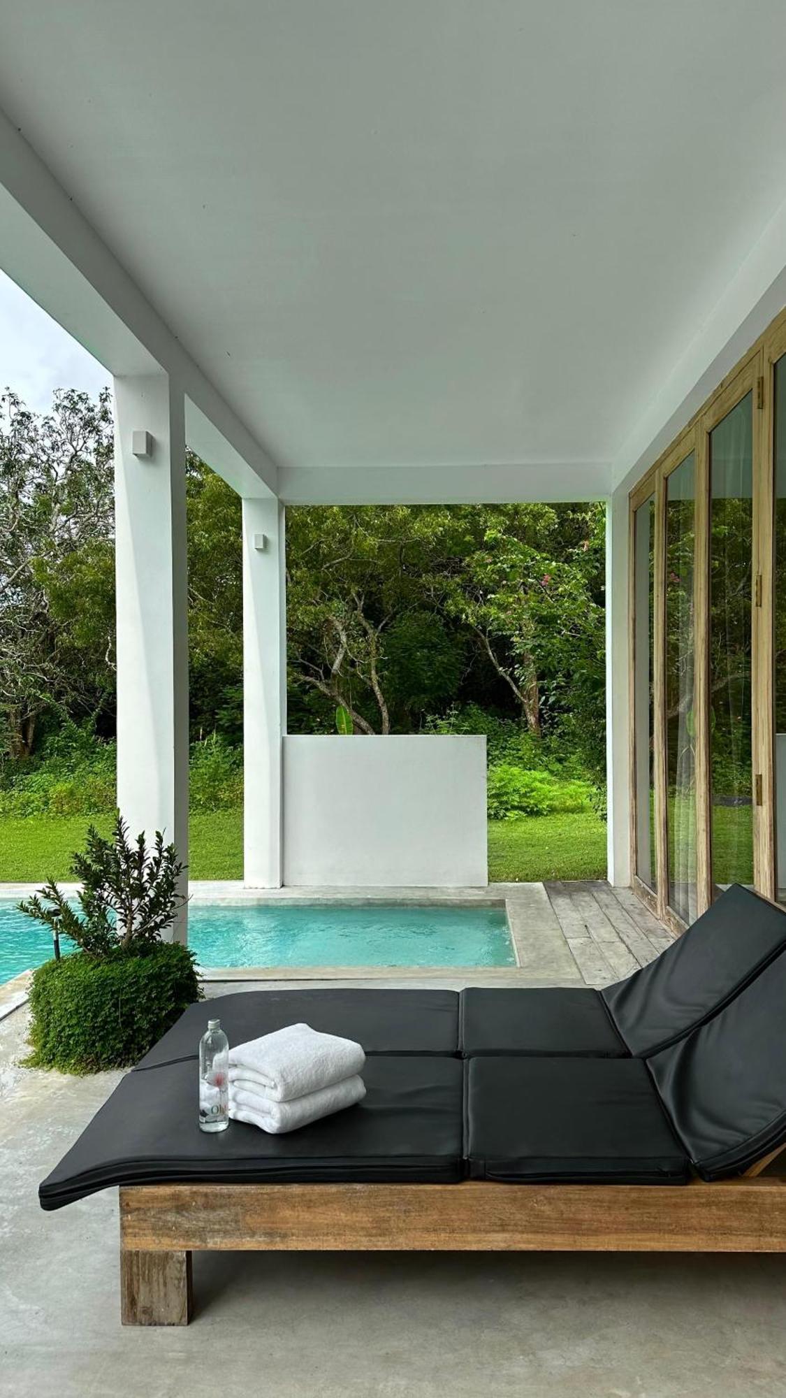 Giri Villa Тангале Екстериор снимка