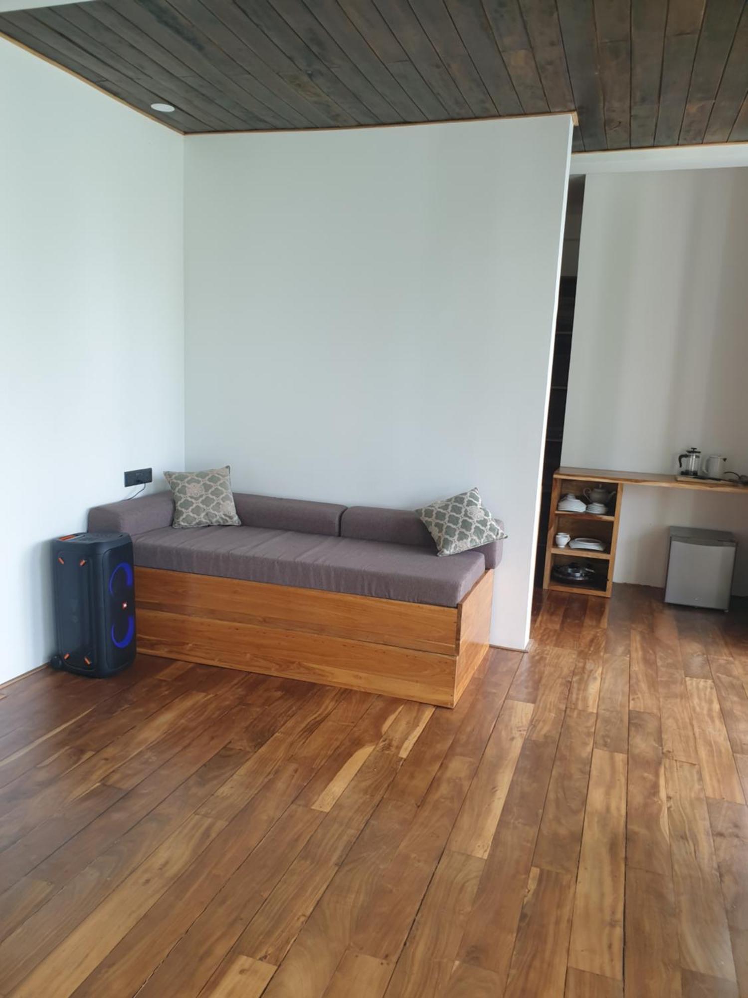 Giri Villa Тангале Екстериор снимка