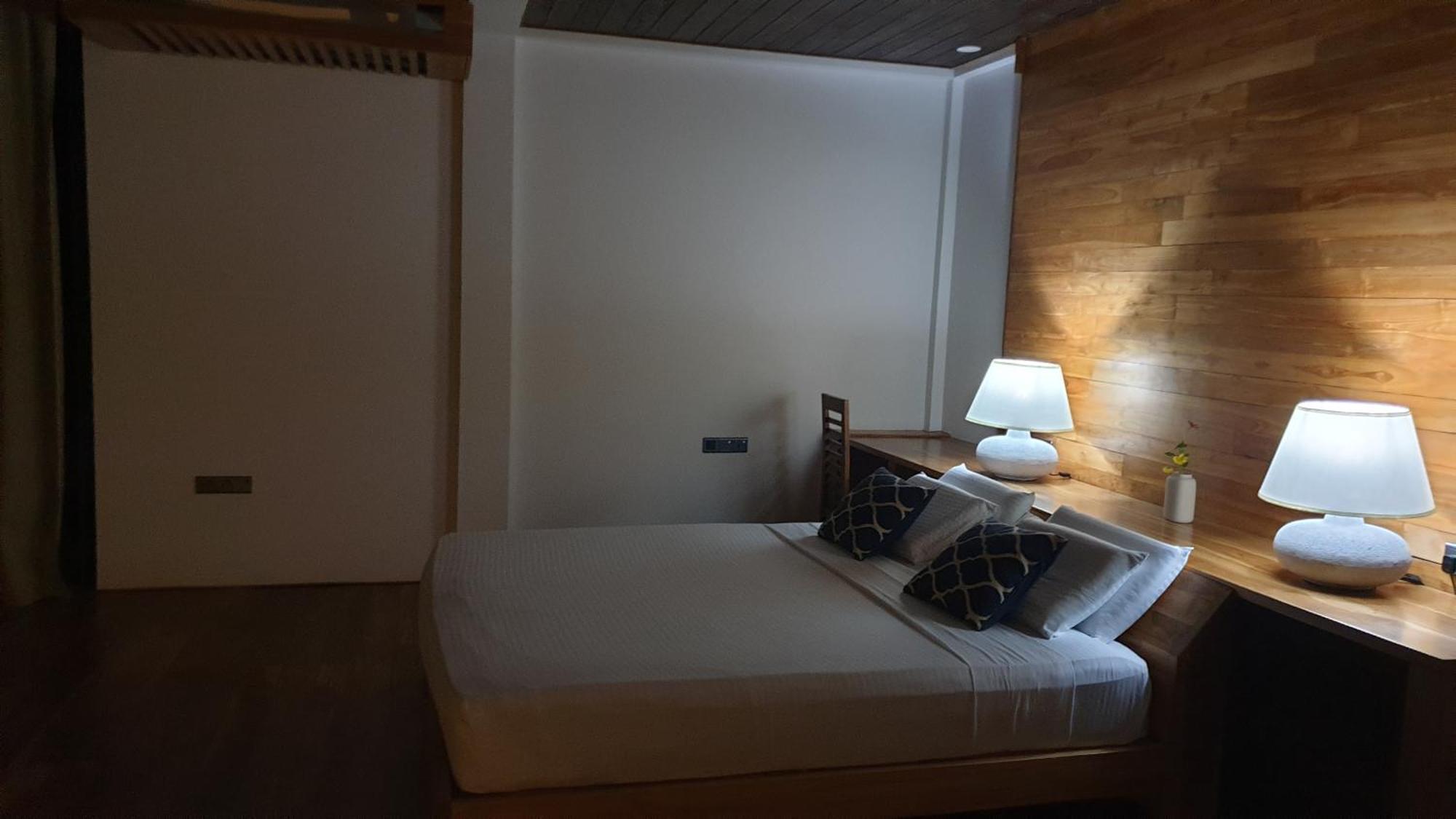 Giri Villa Тангале Екстериор снимка